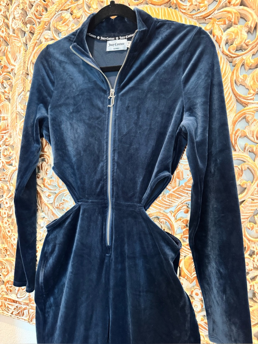 Juicy Couture Velour Cutout Jumpsuit Navy Rhinestone Logo Long Sleeves- size M - Picture 5 of 15
